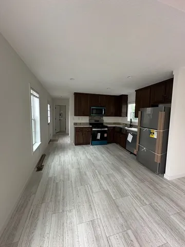 $269,900 | 165 Newbury Street, Unit 4, Peabody, MA 01960