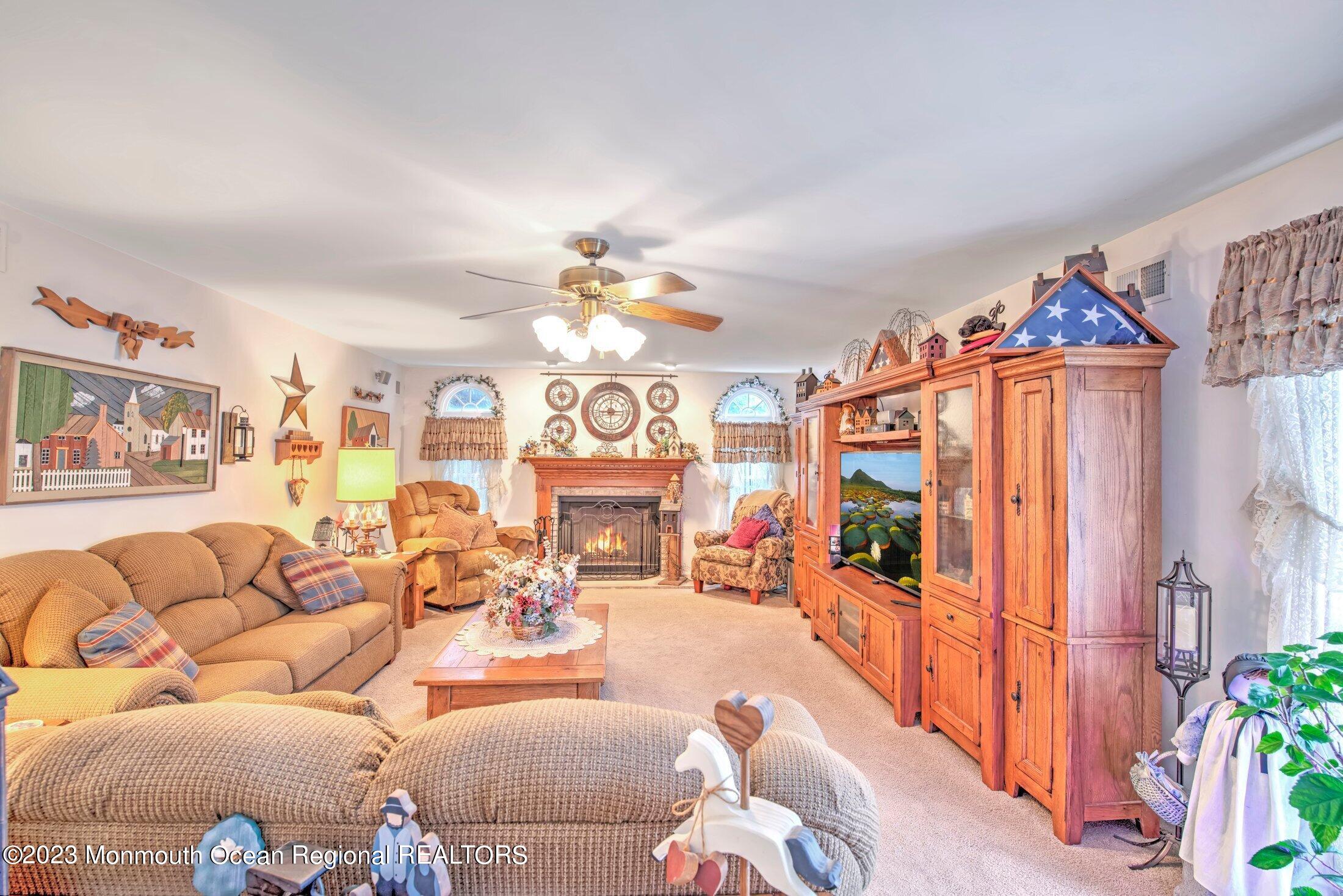 9 Seaman Road Freehold, NJ 07728 - Photo 14 of 52 FAMILY ROOM