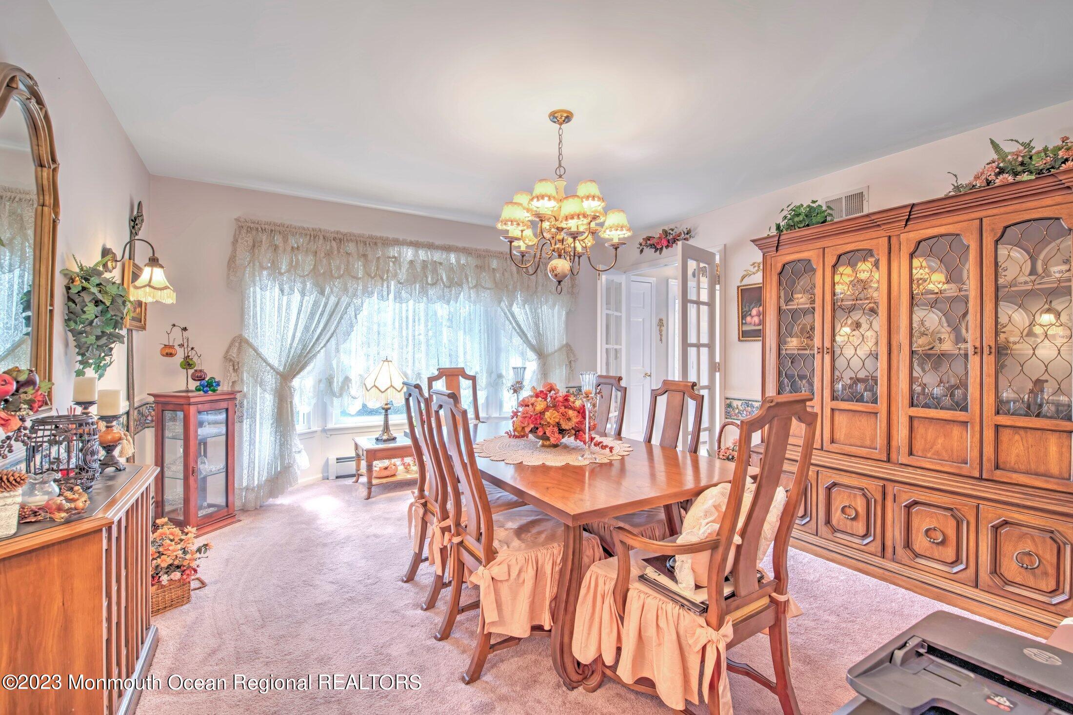 9 Seaman Road Freehold, NJ 07728 - Photo 16 of 52 DINING ROOM