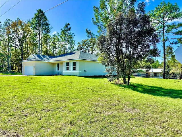 $1,840 | 10984 North G Martinelli Boulevard, Citrus Springs, FL 34433