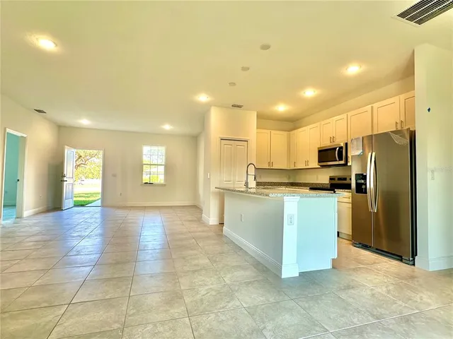 $1,840 | 10984 North G Martinelli Boulevard, Citrus Springs, FL 34433