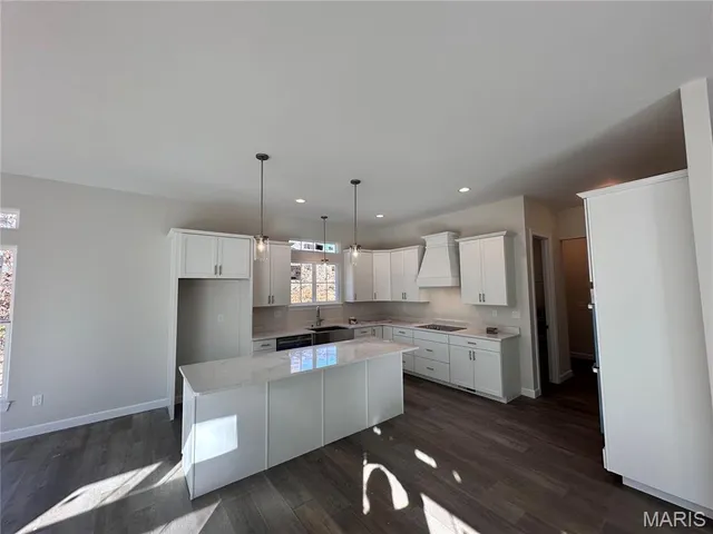 $893,375 | 300 Schaper Estates Crossing, Unit LOT 27), Foristell, MO 63348