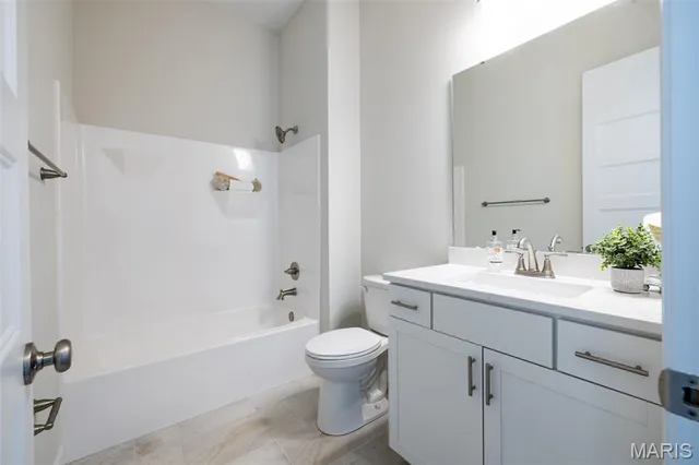 $893,375 | 300 Schaper Estates Crossing, Unit LOT 27), Foristell, MO 63348