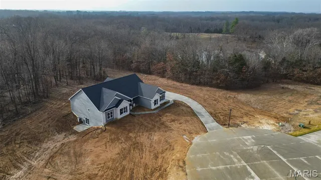 $893,375 | 300 Schaper Estates Crossing, Unit LOT 27), Foristell, MO 63348