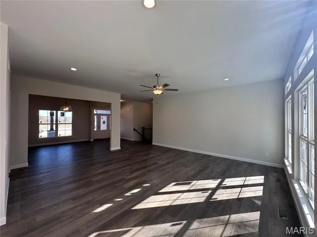 $893,375 | 300 Schaper Estates Crossing, Unit LOT 27), Foristell, MO 63348