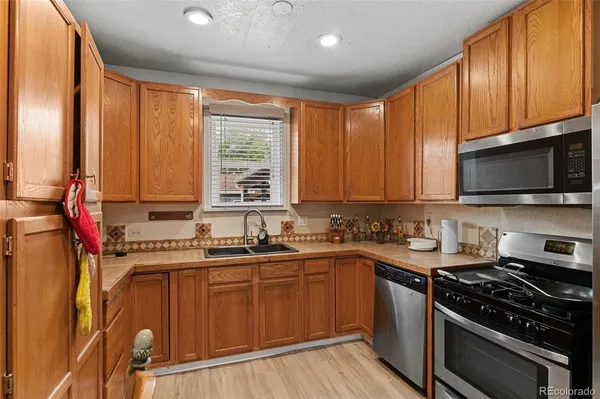 $444,500 | 6601 East 71st Avenue, Commerce City, CO 80022