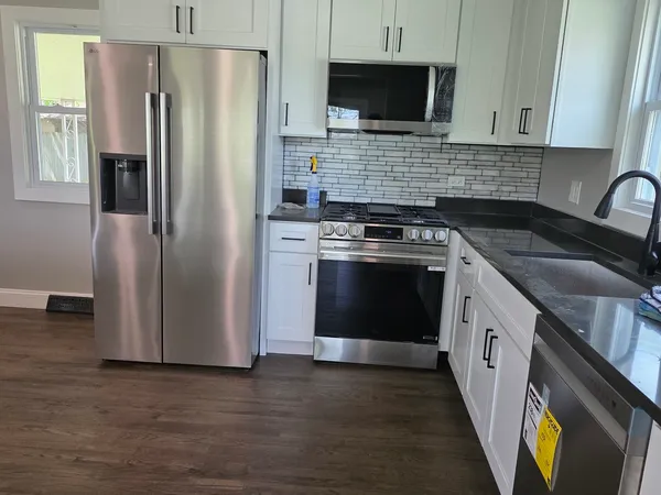 $225,000 | 400 South Coolidge Street, Chicago Heights, IL 60411