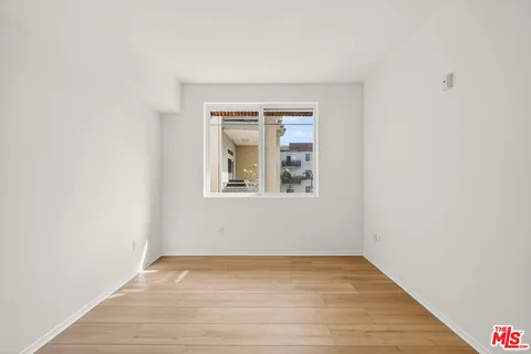 $615,000 | 13200 Pacific Promenade, Unit 351, Playa Vista, CA 90094