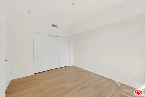 $615,000 | 13200 Pacific Promenade, Unit 351, Playa Vista, CA 90094