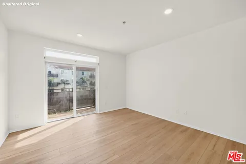 $615,000 | 13200 Pacific Promenade, Unit 351, Playa Vista, CA 90094