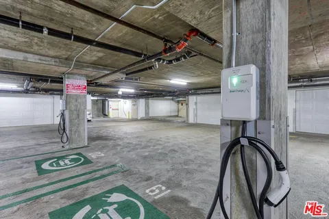 $615,000 | 13200 Pacific Promenade, Unit 351, Playa Vista, CA 90094