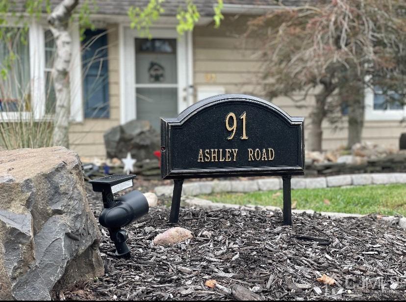 91 Ashley Road Edison, NJ 08817 - Photo 14 of 14 a view of a street with sitting area