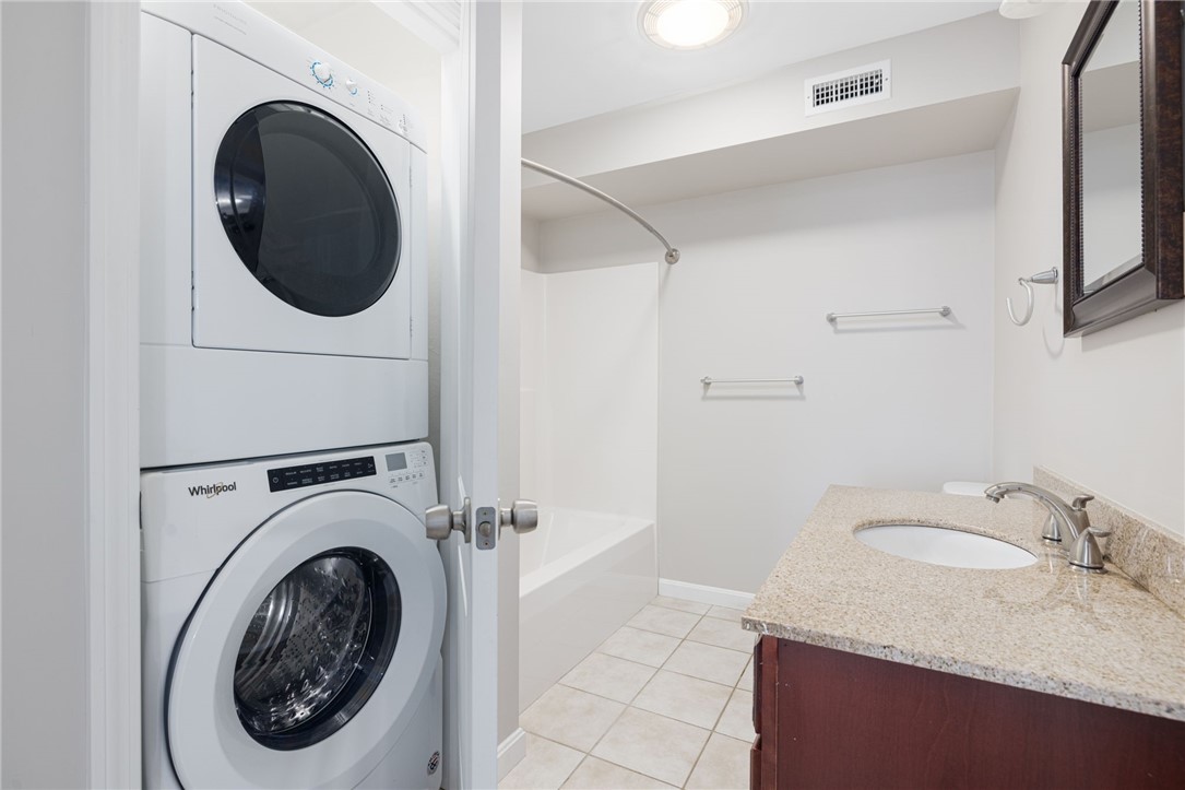 2 Gray Coach Lane, Unit 202 Cranston, RI 02921 - Photo 14 of 20