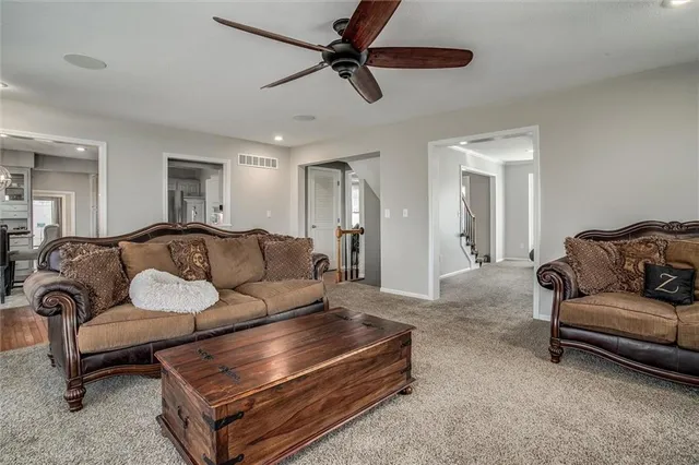 $539,900 | 46 Northeast Shoreview Drive, Lee's Summit, MO 64064