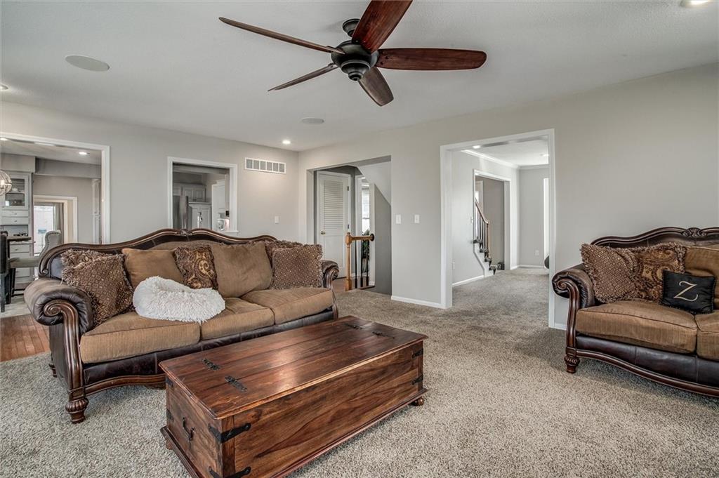 46 Northeast Shoreview Drive Lee's Summit, MO 64064 - Photo 16 of 34