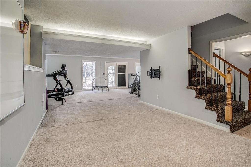 46 Northeast Shoreview Drive Lee's Summit, MO 64064 - Photo 27 of 34