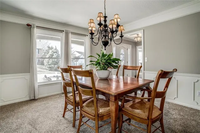 $539,900 | 46 Northeast Shoreview Drive, Lee's Summit, MO 64064