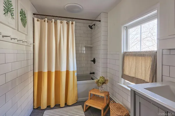 $8,500 | 41 Grinnell Street, Rhinecliff, NY 12574
