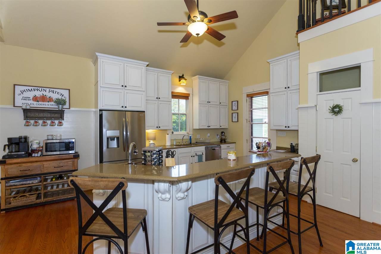 166 Oak Circle Hayden, AL 35079 - Photo 18 of 43