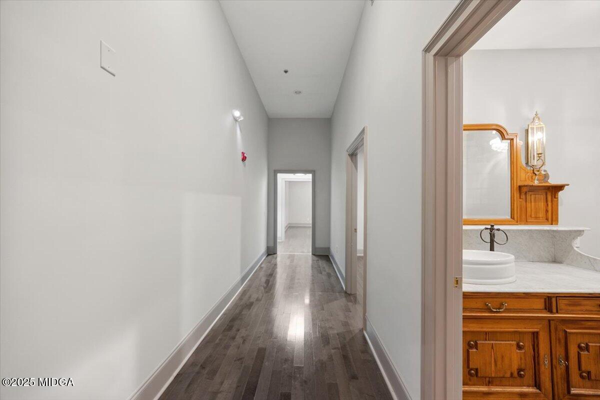 522 Cherry Street, Unit 102 Macon, GA 31201 - Photo 7 of 17 08-W7A2251