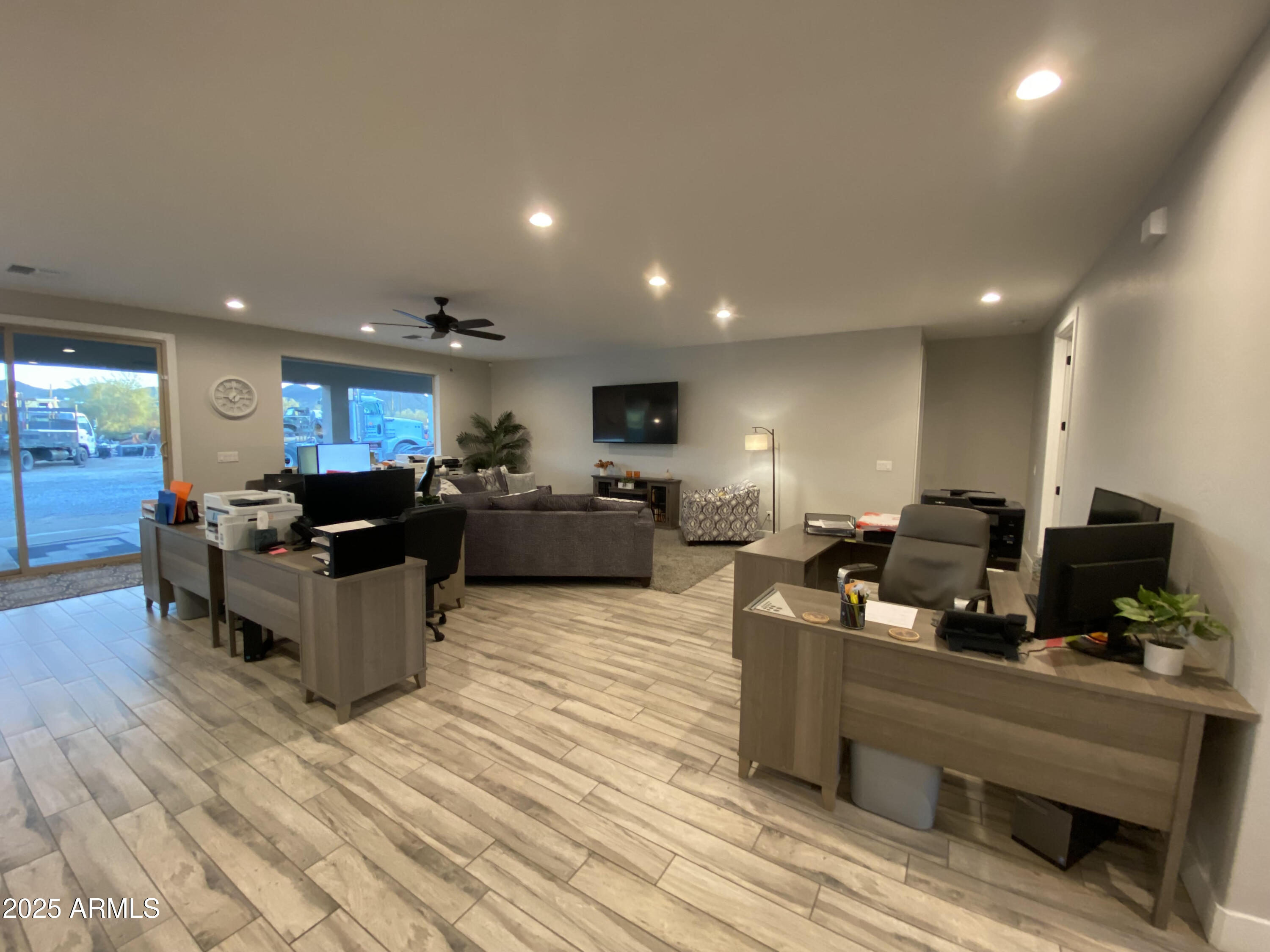 34312 North Bell Road Queen Creek, AZ 85144 - Photo 7 of 15 7