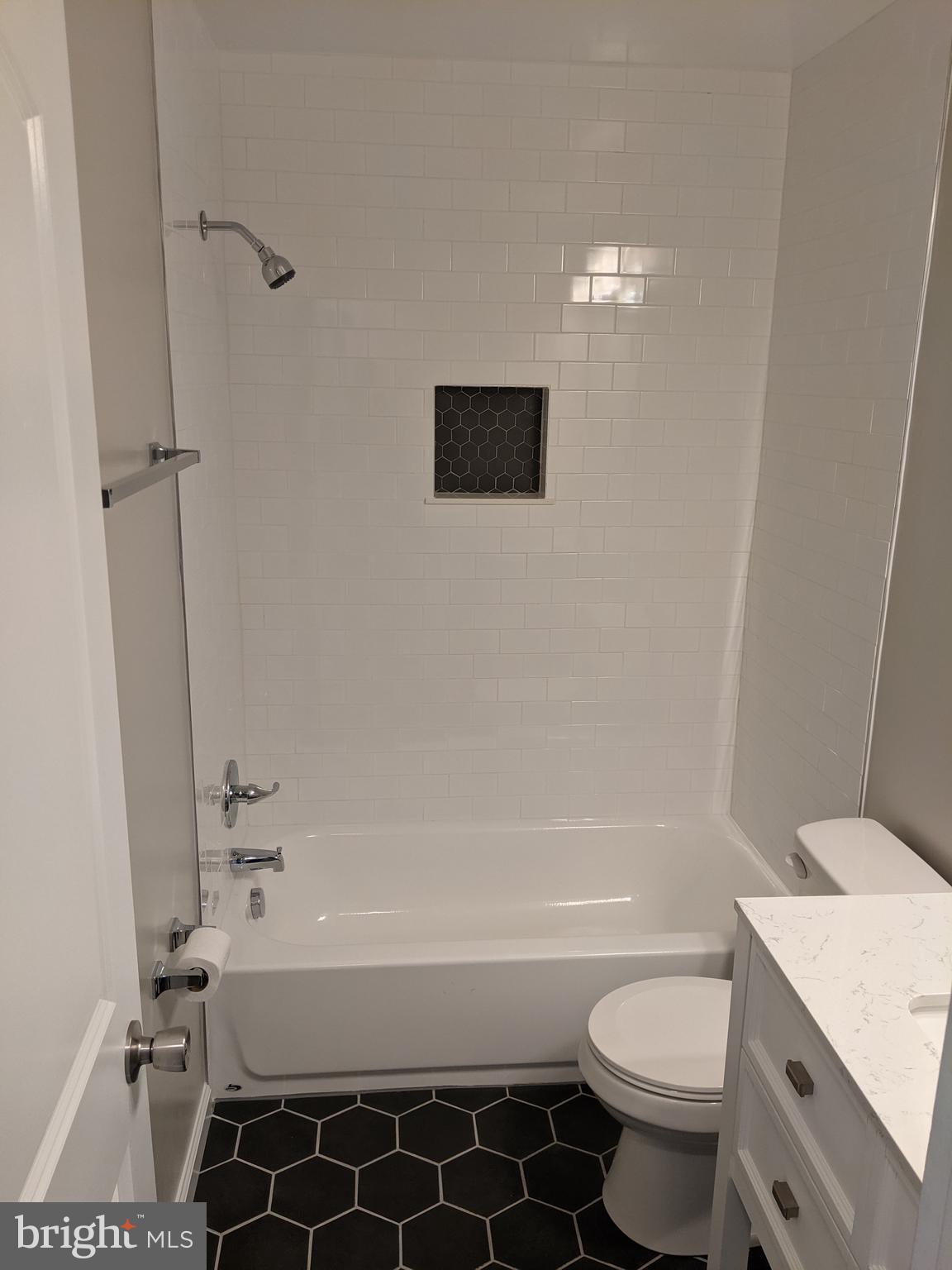 1610 Cambridge Road Edgewater, MD 21037 - Photo 22 of 55