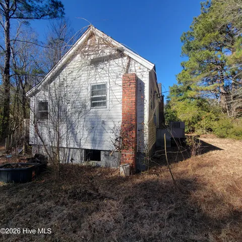 $124,900 | 2105 Highway 53, Burgaw, NC 28425