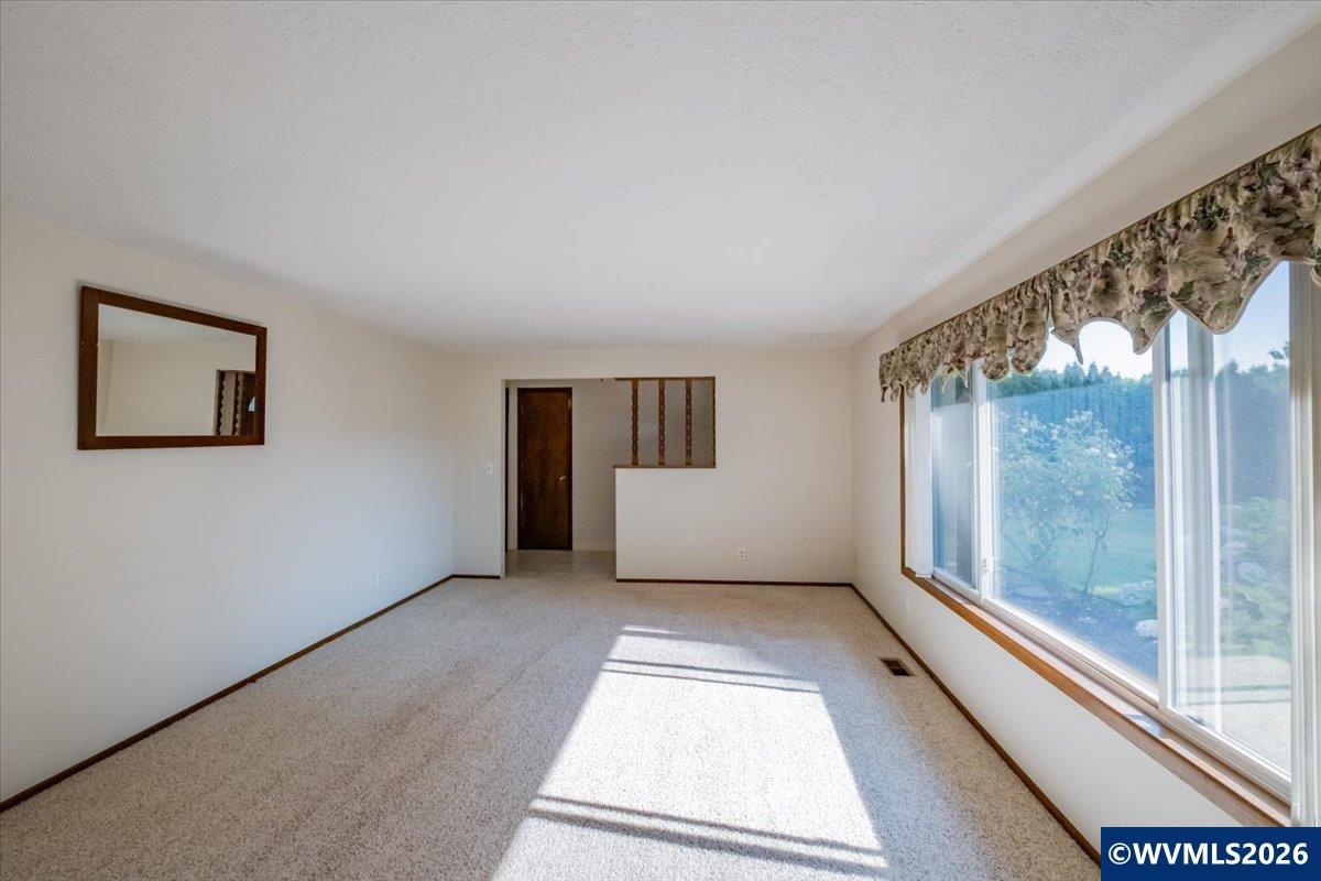 4725 Cordon Road Northeast Salem, OR 97305 - Photo 12 of 49