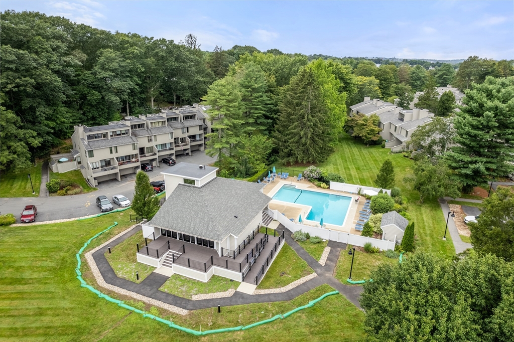 80 Harkaway Road, Unit 4 North Andover, MA 01845 - Photo 5 of 5 Gallery Image 5