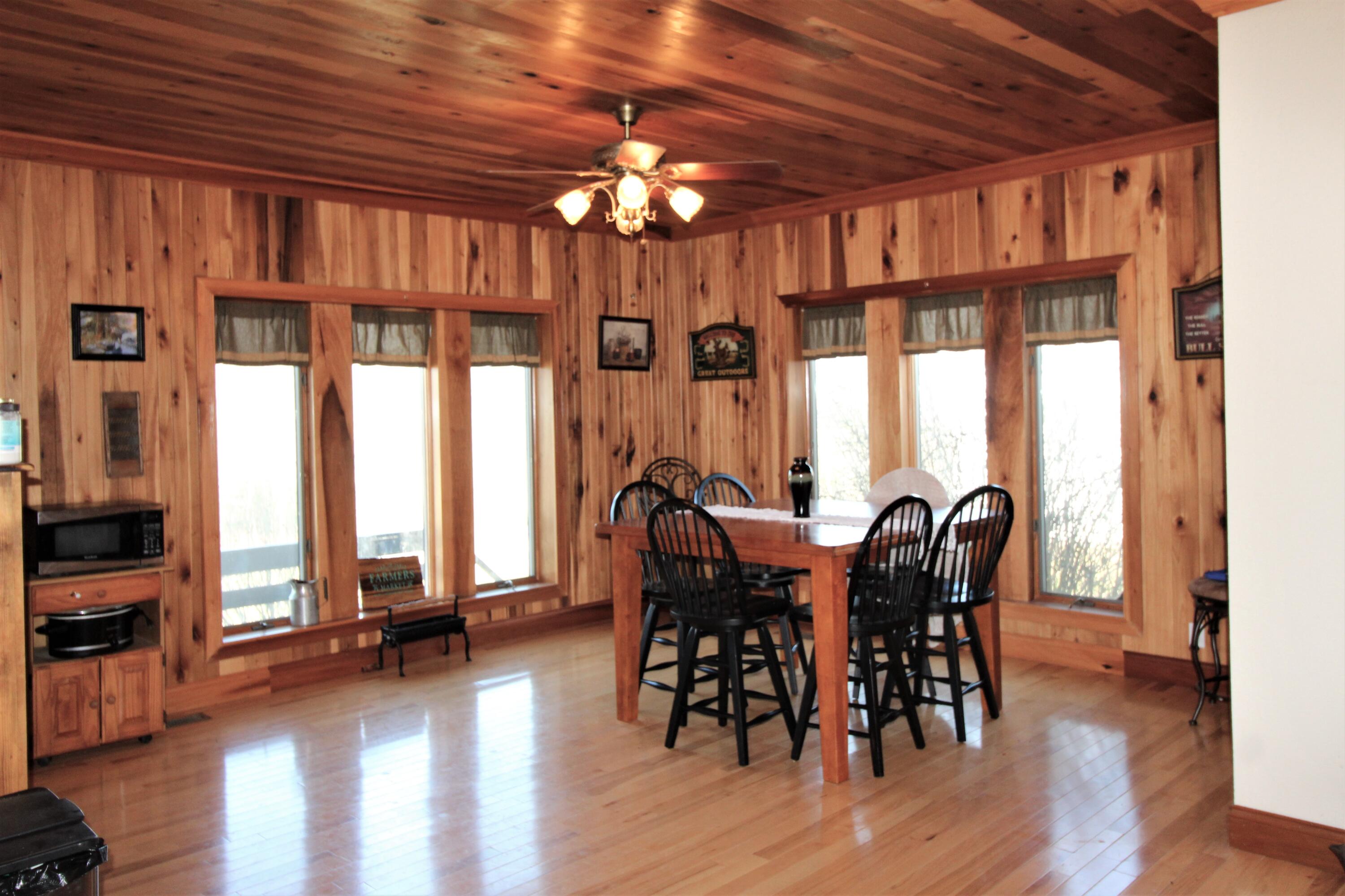 1245 North Shady Lane Road Campton, KY 41301 - Photo 46 of 96 048 main home - offset informal dining a