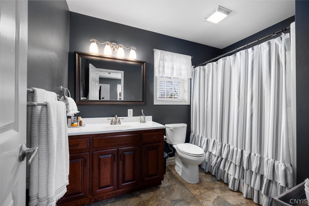 396 Genesee Street Oneida, NY 13421 - Photo 21 of 43