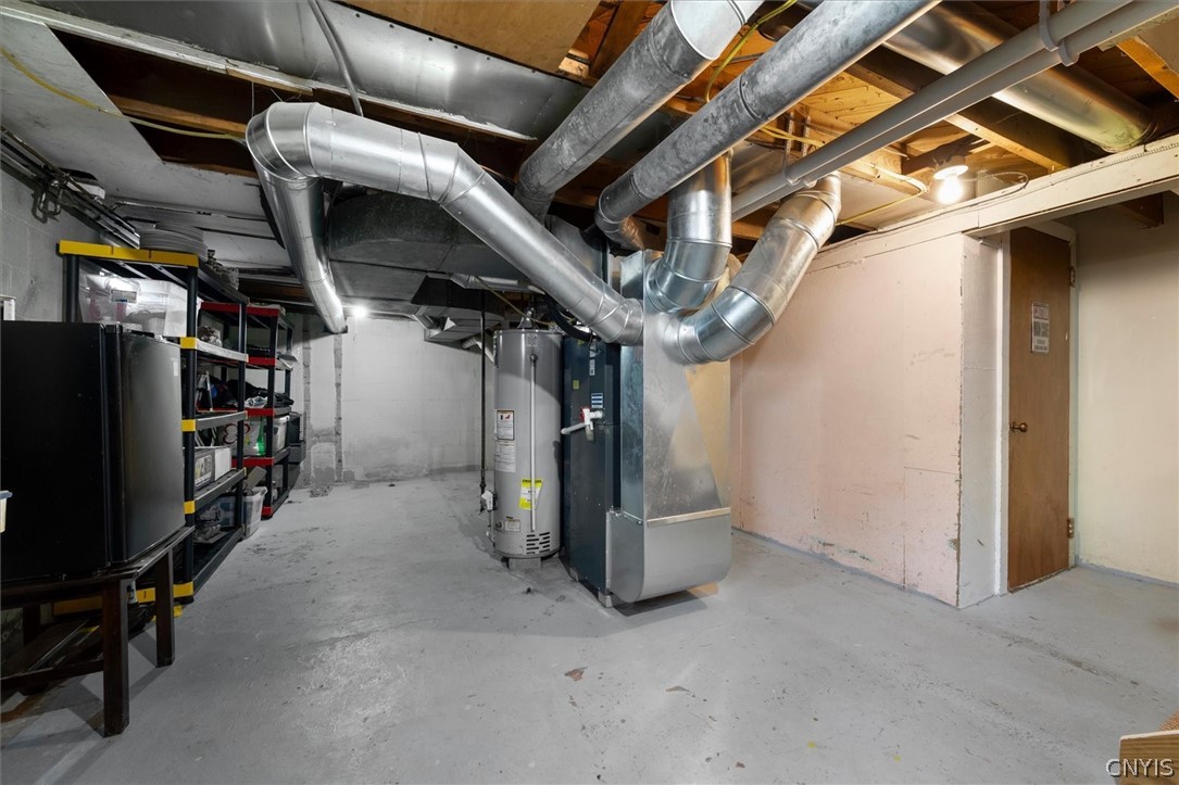 396 Genesee Street Oneida, NY 13421 - Photo 31 of 43