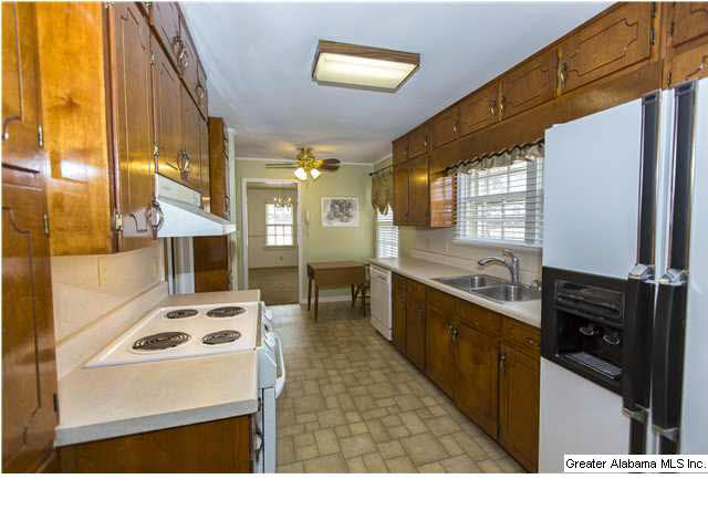 157 24th Street Bessemer, AL 35023 - Photo 9 of 22
