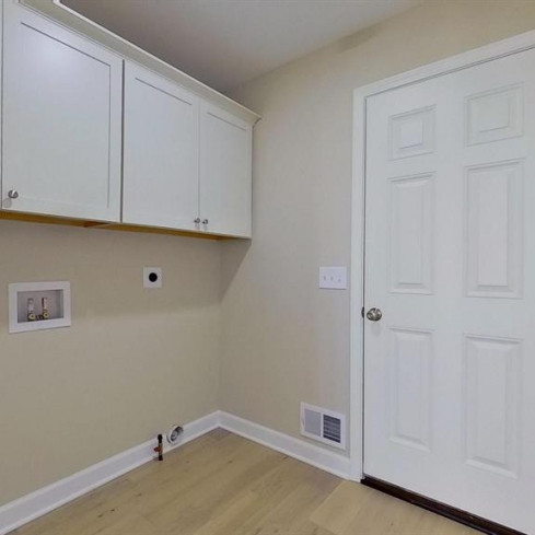 4054 Eastbridge Road Stockbridge, MI 49285 - Photo 10 of 28 1st floor laundry