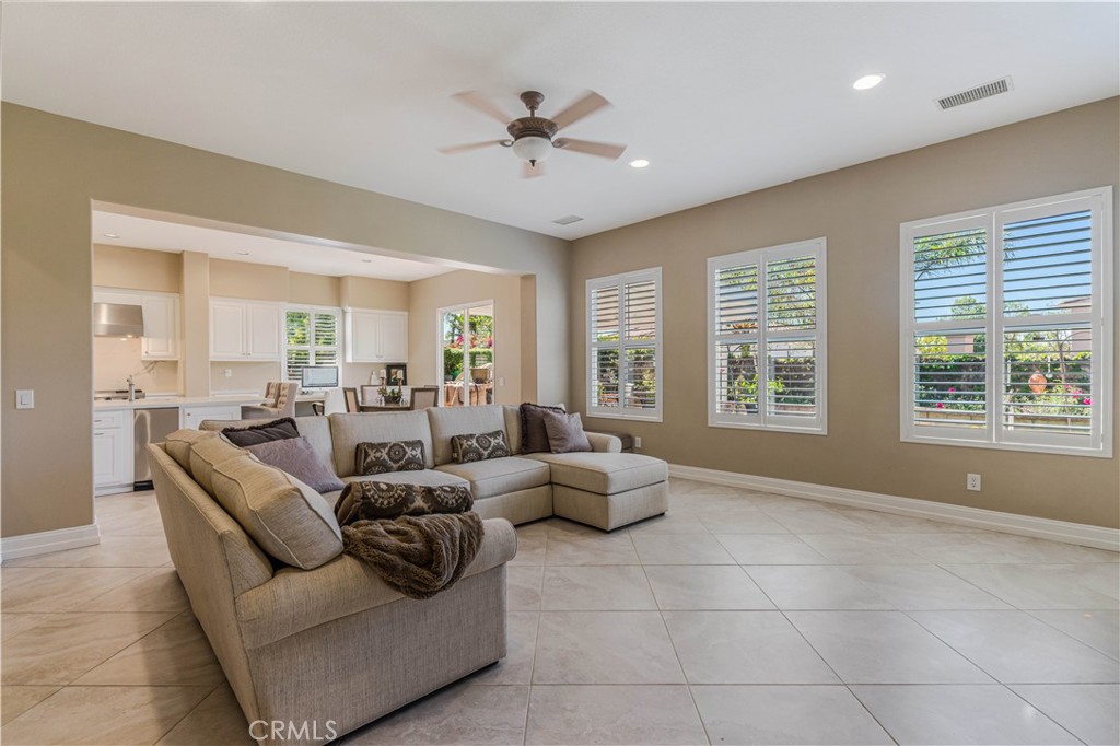 1091 Via Rafael Newbury Park, CA 91320 - Photo 16 of 38
