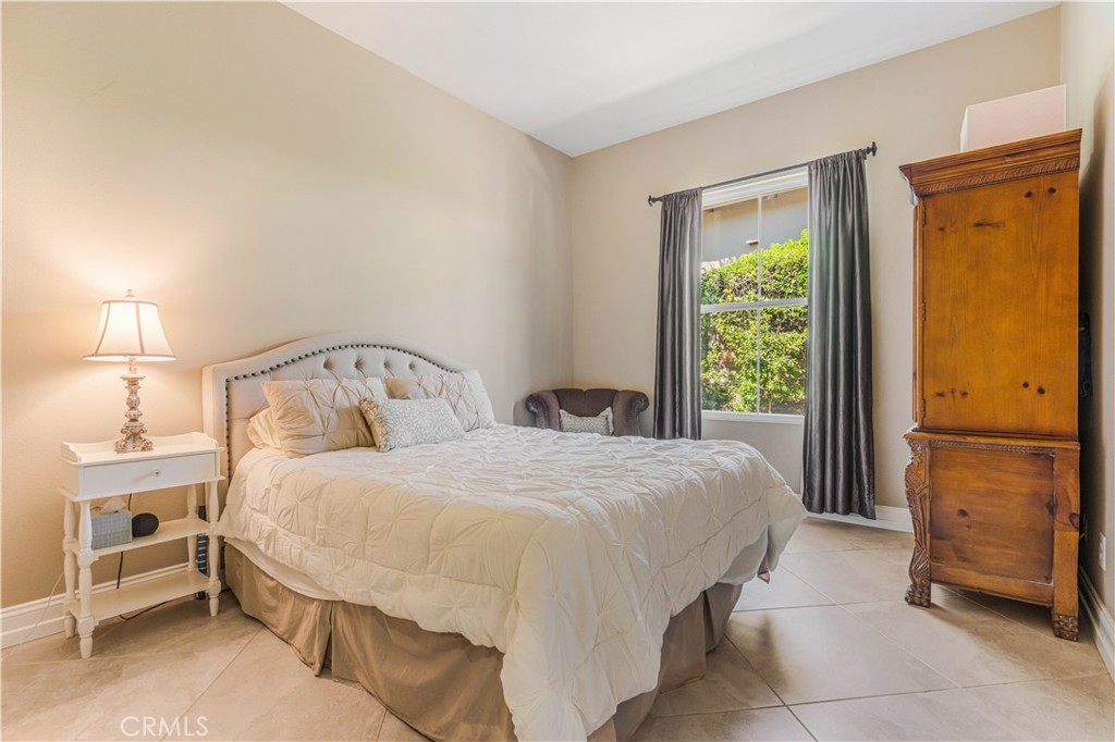 1091 Via Rafael Newbury Park, CA 91320 - Photo 21 of 38