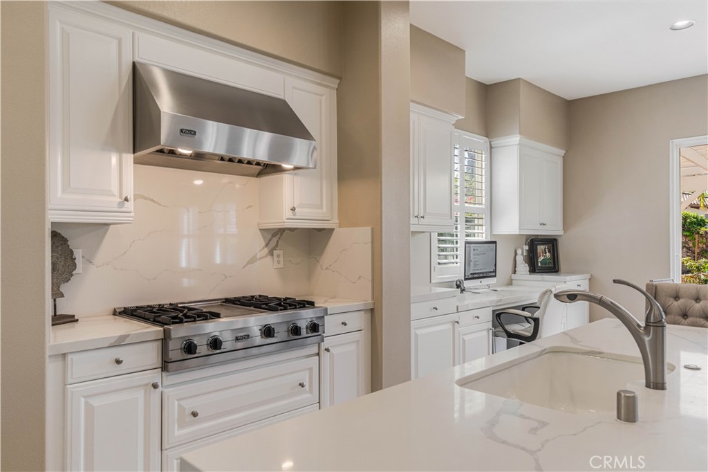 1091 Via Rafael Newbury Park, CA 91320 - Photo 9 of 38