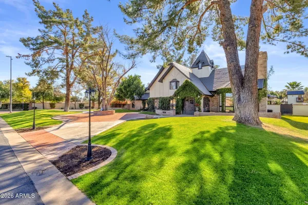 $1,949,900 | 721 East San Pedro Avenue, Gilbert, AZ 85234