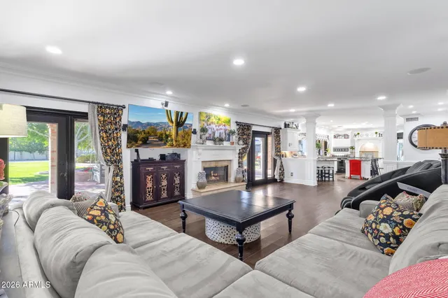 $1,999,000 | 721 East San Pedro Avenue, Gilbert, AZ 85234