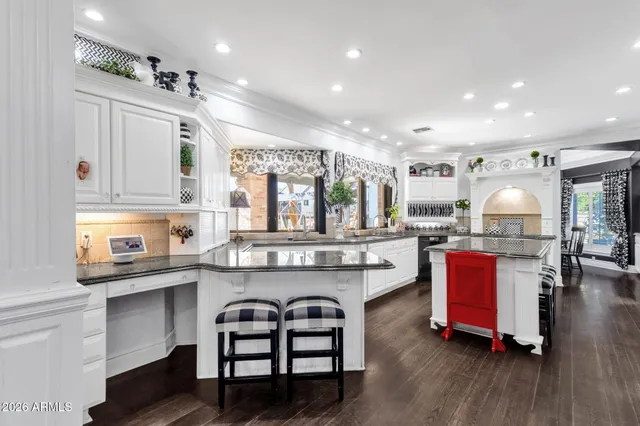 $1,999,000 | 721 East San Pedro Avenue, Gilbert, AZ 85234