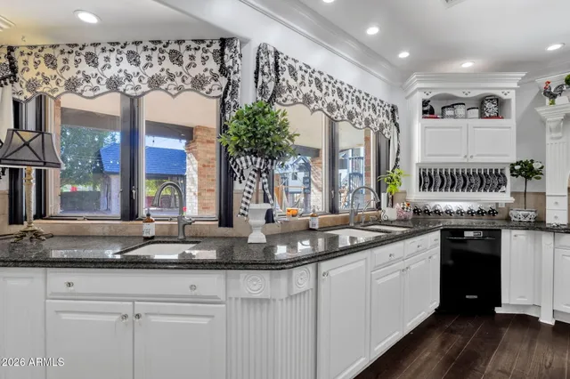 $1,999,000 | 721 East San Pedro Avenue, Gilbert, AZ 85234