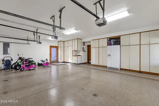 $1,999,000 | 721 East San Pedro Avenue, Gilbert, AZ 85234