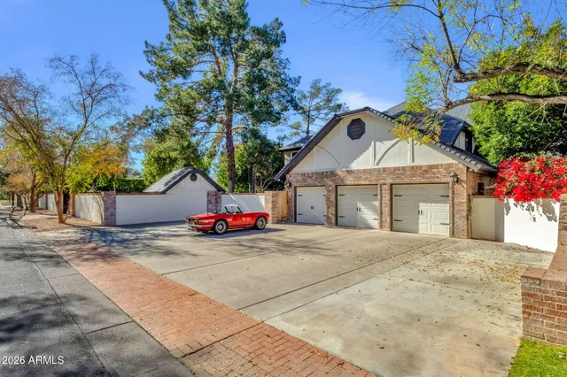 $1,999,000 | 721 East San Pedro Avenue, Gilbert, AZ 85234