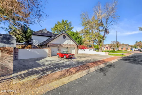 $1,949,900 | 721 East San Pedro Avenue, Gilbert, AZ 85234