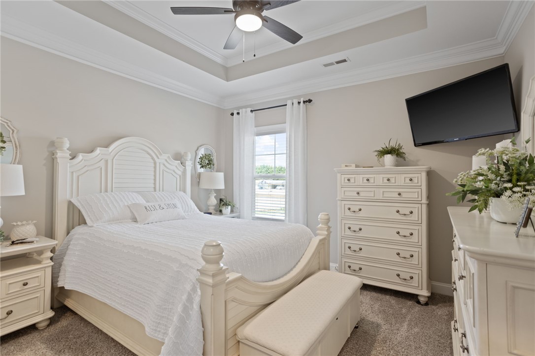 901 West Shockley Ferry Road Anderson, SC 29626 - Photo 11 of 24 LOVELY OWNER'S SUITE!