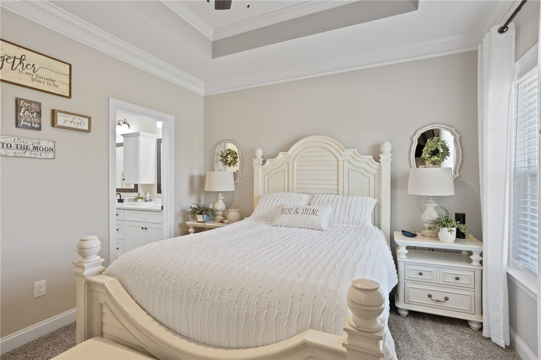 901 West Shockley Ferry Road Anderson, SC 29626 - Photo 12 of 24 STUNNING TRAY CEILINGS!