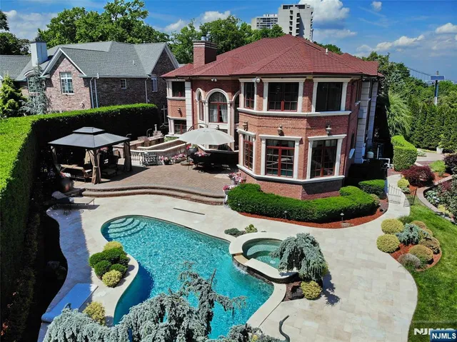 $3,499,000 | 2 Euclid Road, Fort Lee, NJ 07024