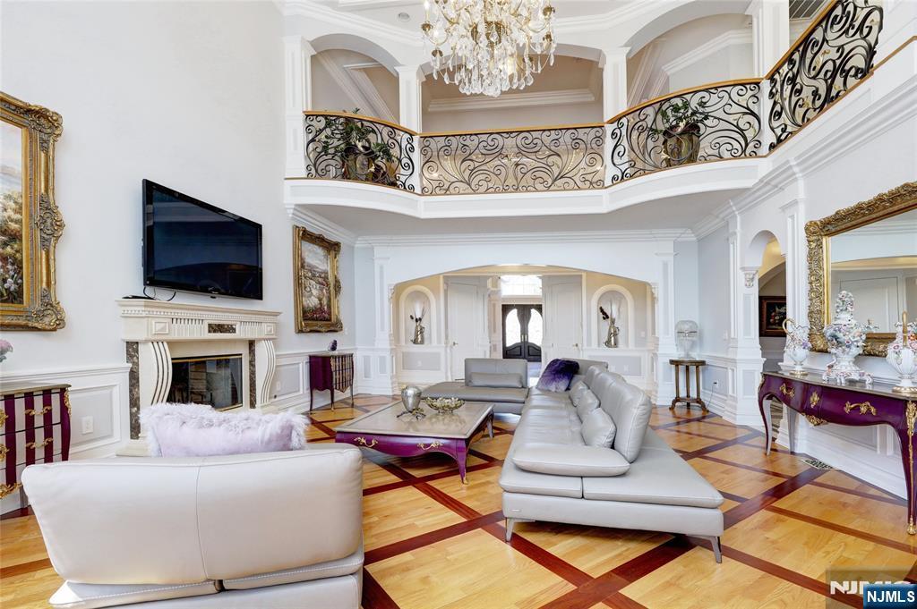 2 Euclid Road Fort Lee, NJ 07024 - Photo 11 of 49