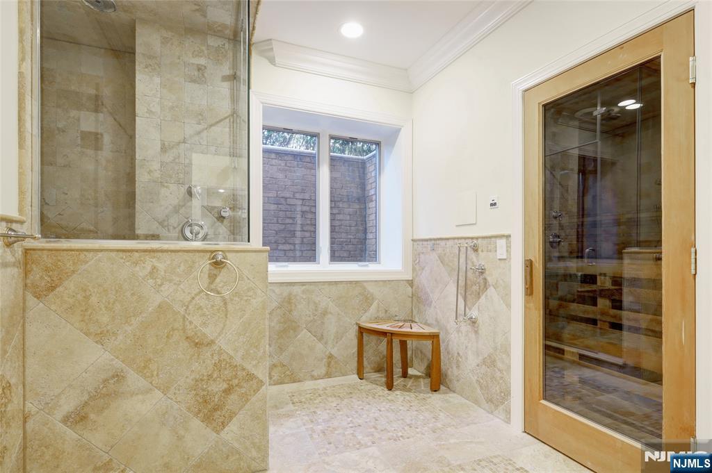 2 Euclid Road Fort Lee, NJ 07024 - Photo 43 of 49