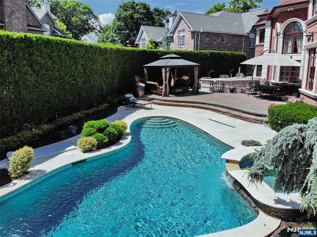 2 Euclid Road Fort Lee, NJ 07024 - Photo 46 of 49